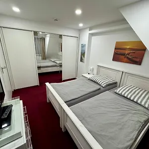 https://zwei-zimmer-appartement.hotelsinbremen.net