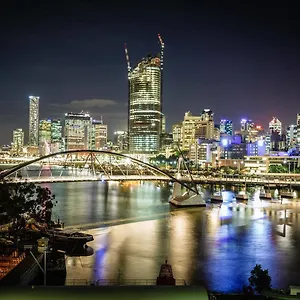 https://river-plaza-apartments.queenslandhotels.net