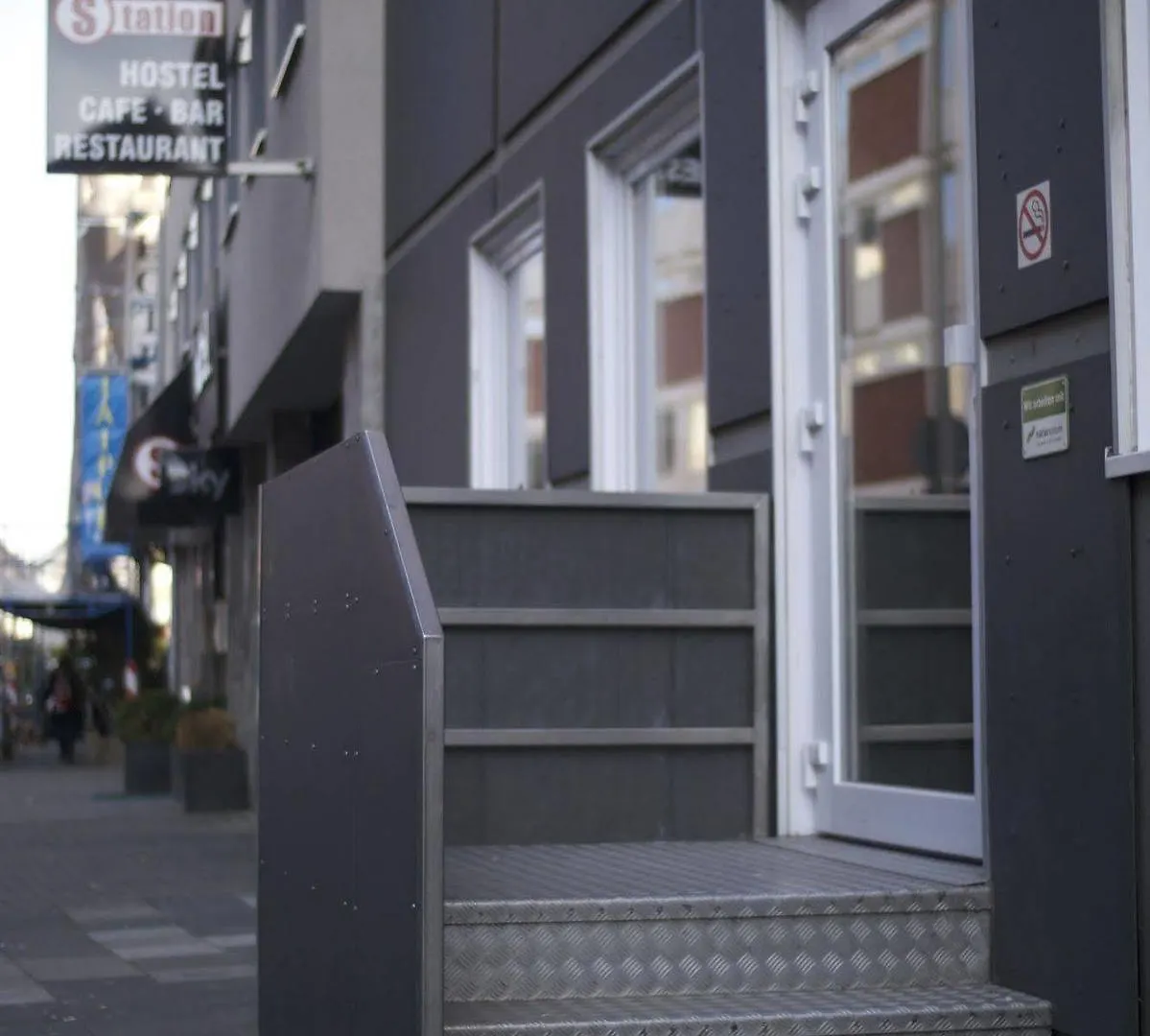 Station - Hostel For Backpackers Κολωνία